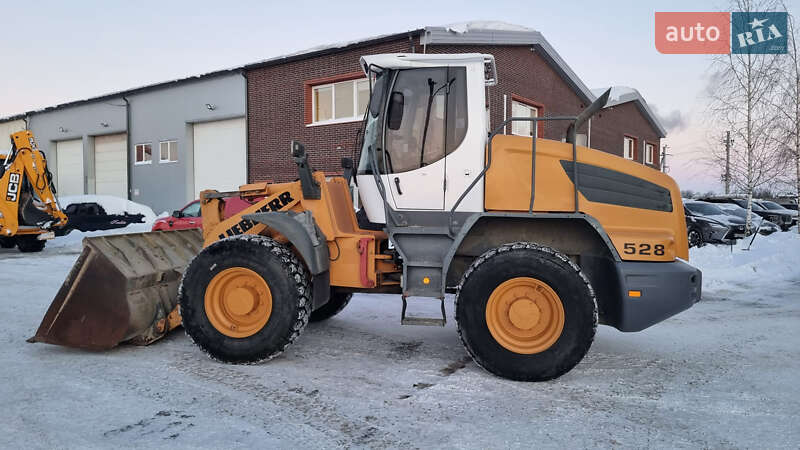 Liebherr L 524 2011 Liebherr L 524 2011