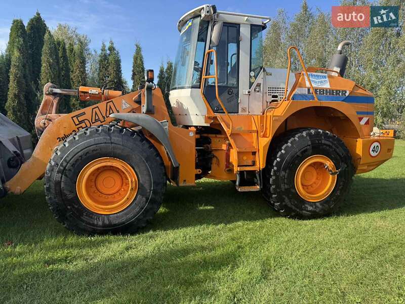 Фронтальні навантажувачі Liebherr L 544 2003 в Камені-Каширському фото 2 Фронтальні навантажувачі Liebherr L 544 2003 в Камені-Каширському