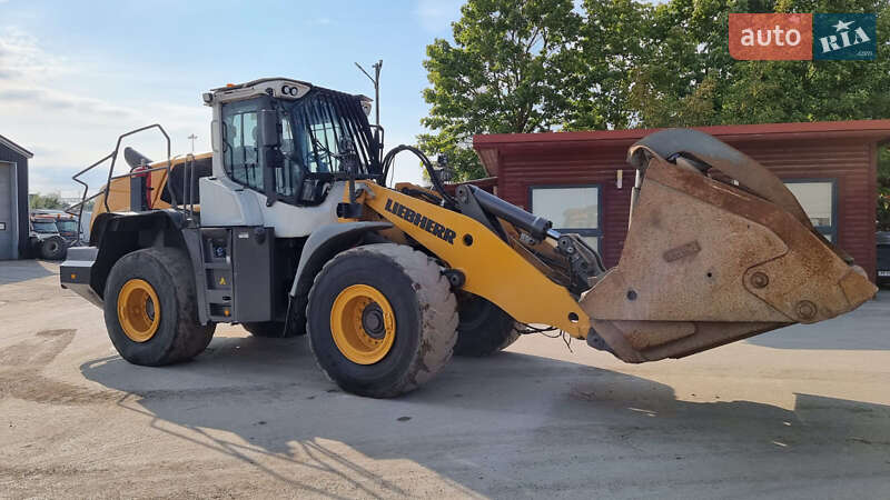 Фронтальні навантажувачі Liebherr L 550 2018 в Одесі