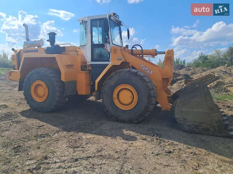Фронтальный погрузчик Liebherr L 551 1998 в Калуше