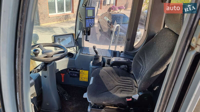 Фронтальный погрузчик Liebherr L 580 2008 в Одессе фото 18 Фронтальный погрузчик Liebherr L 580 2008 в Одессе