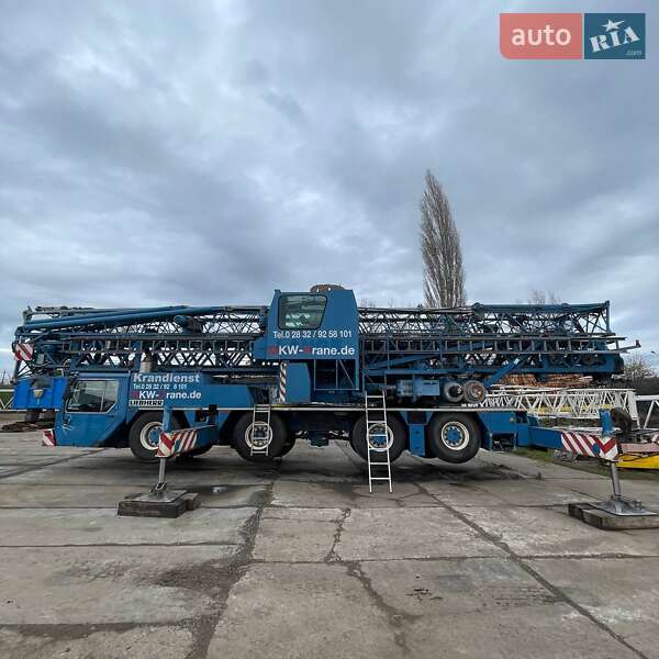 Баштовий кран Liebherr MK 2001 в Одесі