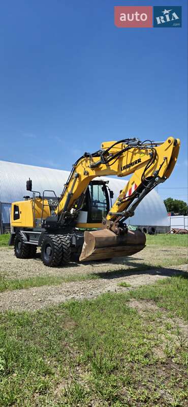 Колесный экскаватор Liebherr R 918 2016 в 