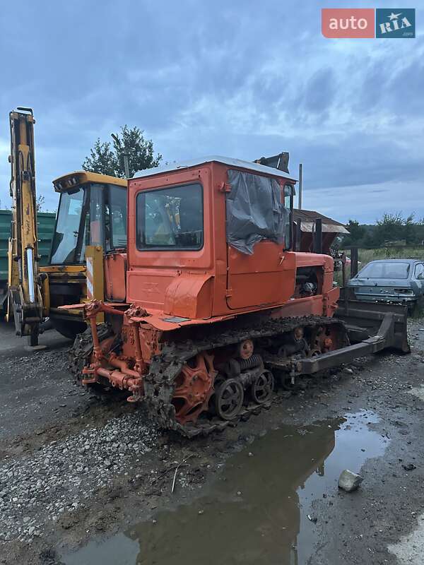 Бульдозер Liebherr T 1990 в Сторожинці