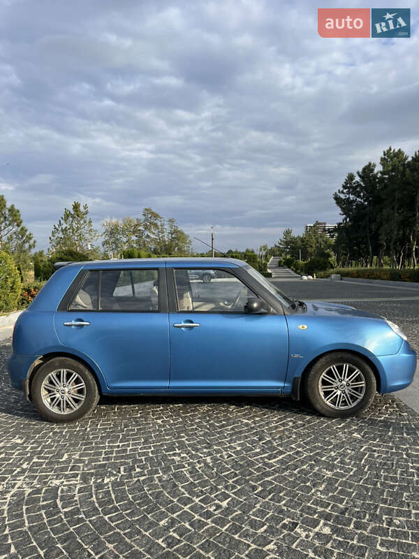 Хэтчбек Lifan 320 2012 в Днепре