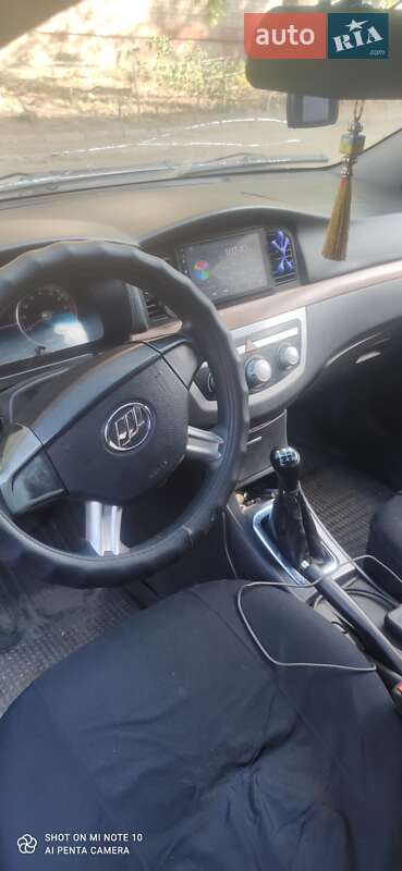 Седан Lifan 620 2011 в 