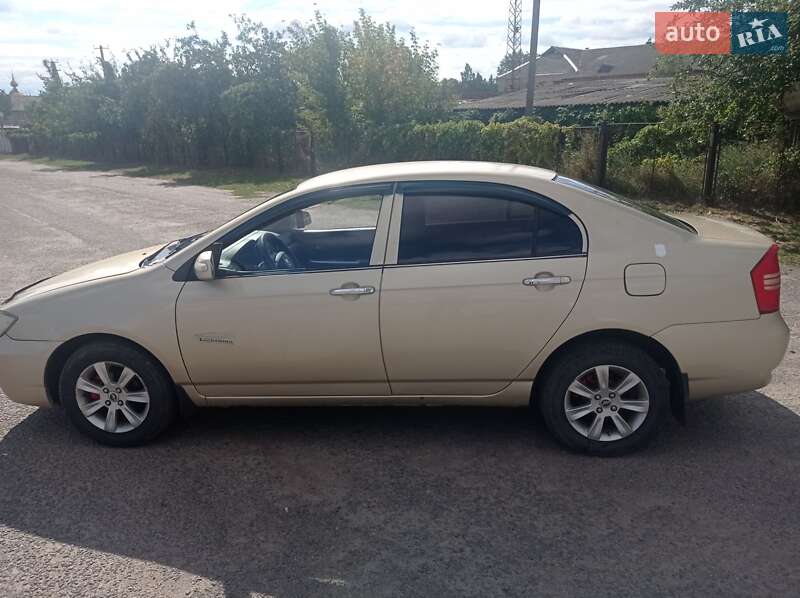 Седан Lifan 620 2011 в Тростянце