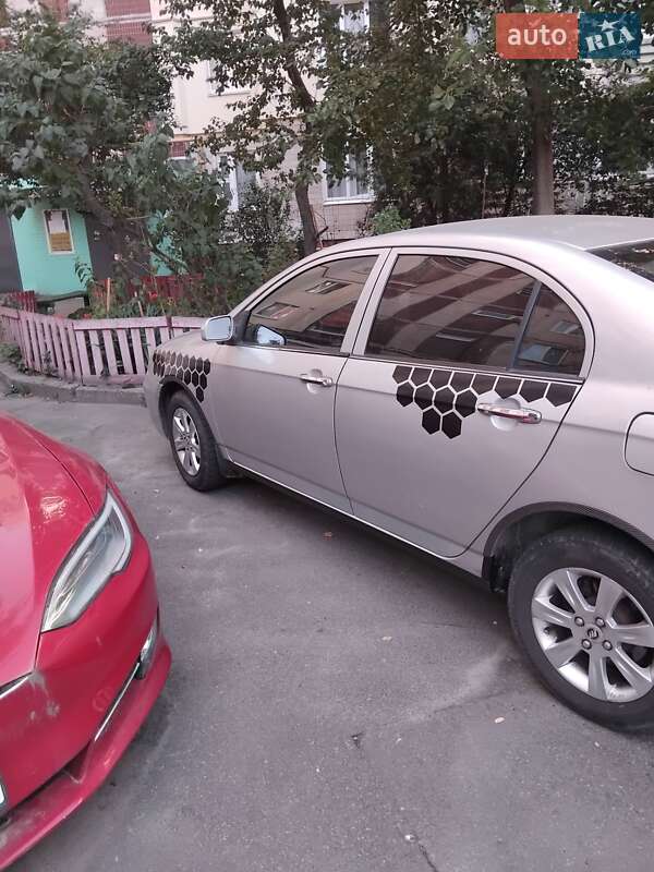 Седан Lifan 620 2012 в Киеве