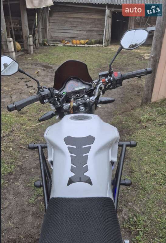 Мопеди Lifan KP 200 2023 в Луцьку фото 8 Мопеди Lifan KP 200 2023 в Луцьку