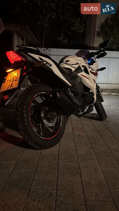 Мотоцикл Спорт-туризм Lifan KPR 2021 в Остроге