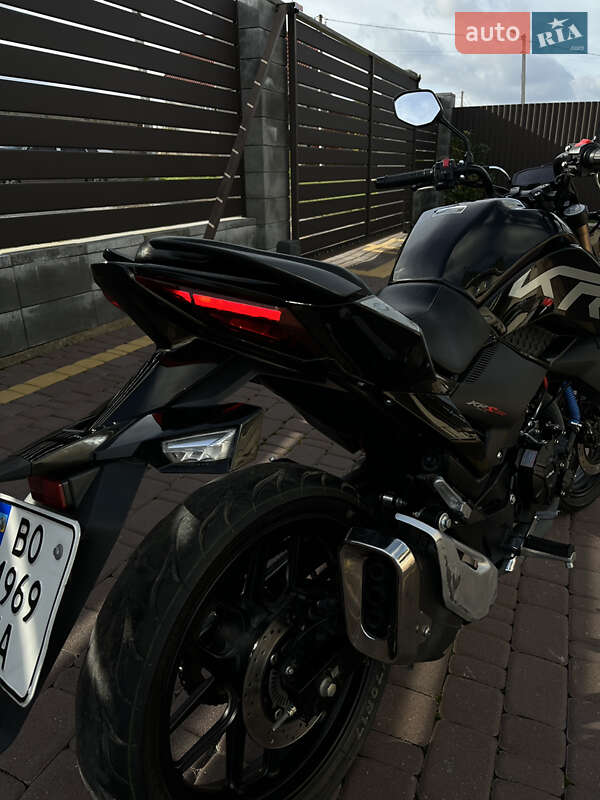 Мотоцикл Классик Lifan KPS 200 2024 в Чорткове