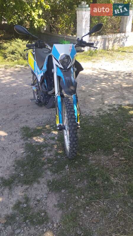 Мотоцикл Внедорожный (Enduro) Lifan KPX 250 2023 в Вознесенске