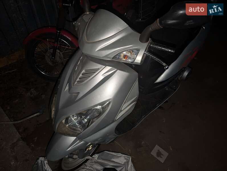 Lifan LF 150-8 2017