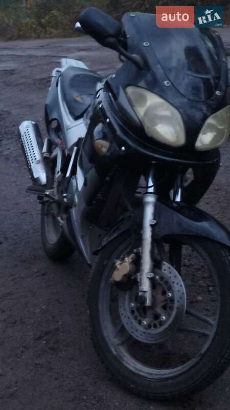 Lifan LF 200 GY-5 2011 Lifan LF 200 GY-5 2011