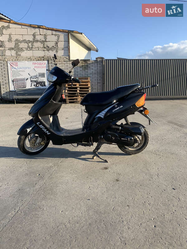 Скутер Lifan LF 50QT 2008 в Рожнятові