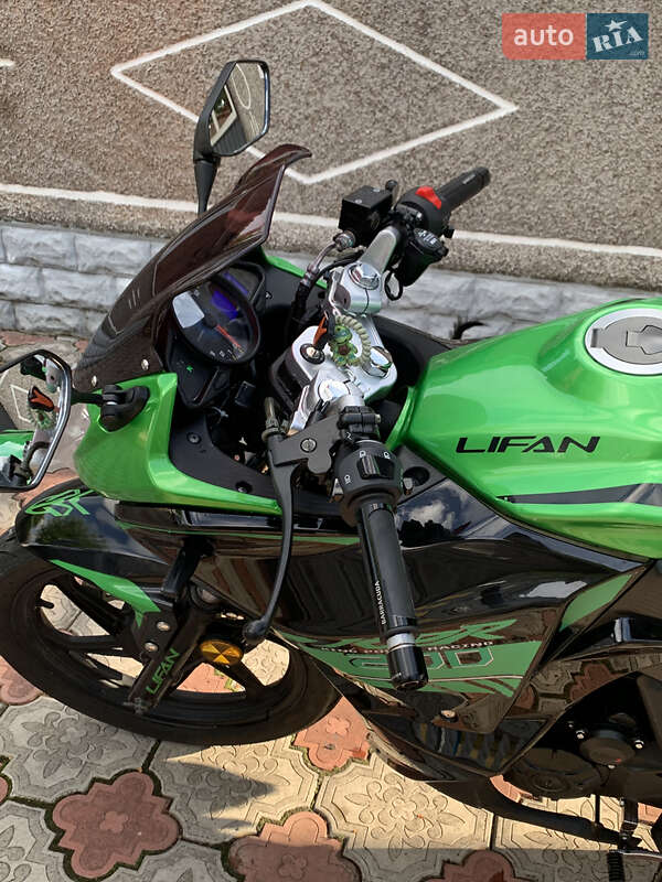 Спортбайк Lifan LF200-10S (KPR) 2022 в Коростене