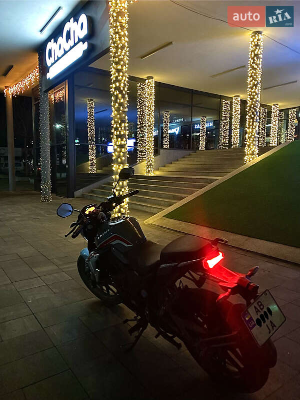 Мотоцикл Без обтекателей (Naked bike) Lifan SR 220 2024 в Виннице фото 9 Мотоцикл Без обтекателей (Naked bike) Lifan SR 220 2024 в Виннице