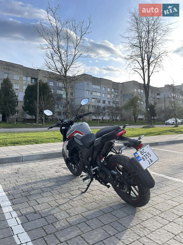 Мотоцикл Без обтекателей (Naked bike) Lifan SR 220 2025 в Дрогобыче фото 6 Мотоцикл Без обтекателей (Naked bike) Lifan SR 220 2025 в Дрогобыче