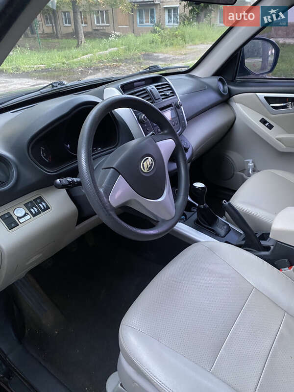 Внедорожник / Кроссовер Lifan X60 2013 в Харькове