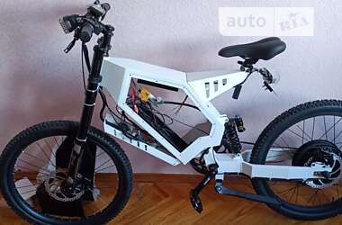 Спортбайк Like.Bike Earth 2024 в Києві