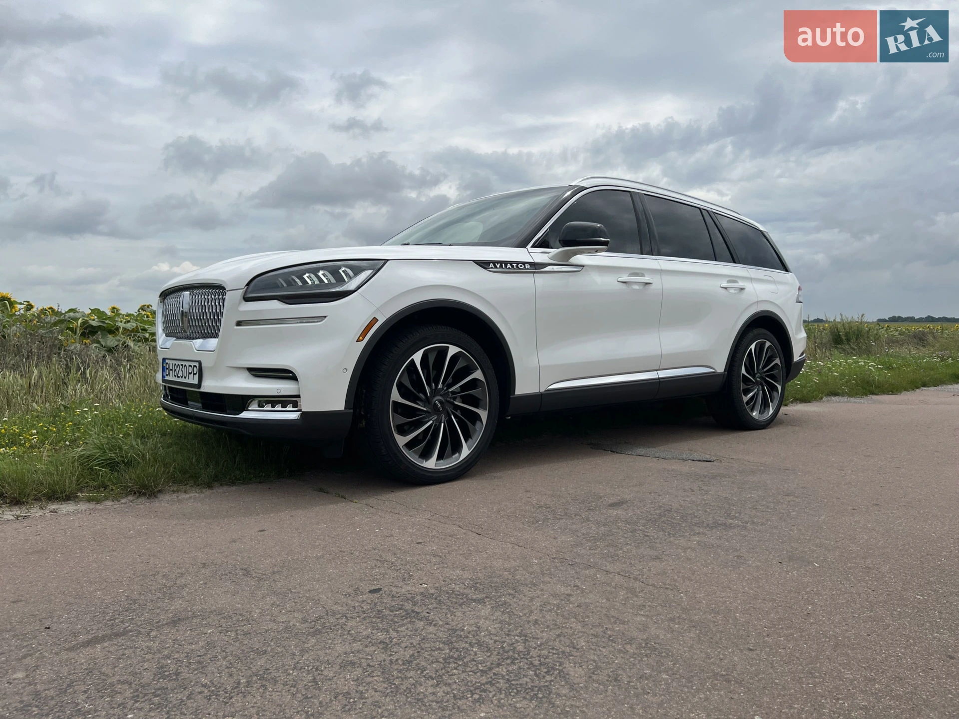 2021 Lincoln Aviator - мініатюра 18