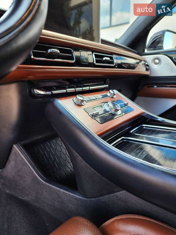 Позашляховик / Кросовер Lincoln Aviator 2021 в Луцьку