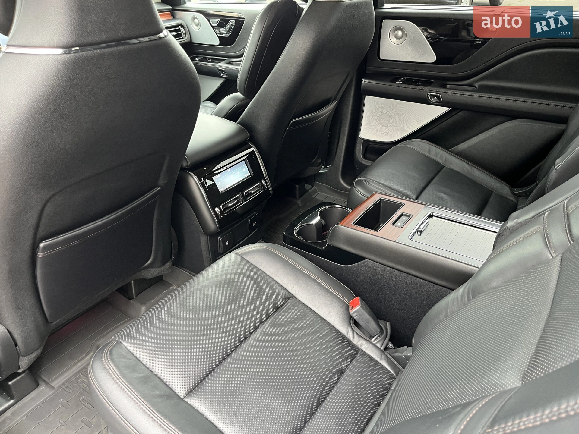 2021 Lincoln Aviator - мініатюра 41