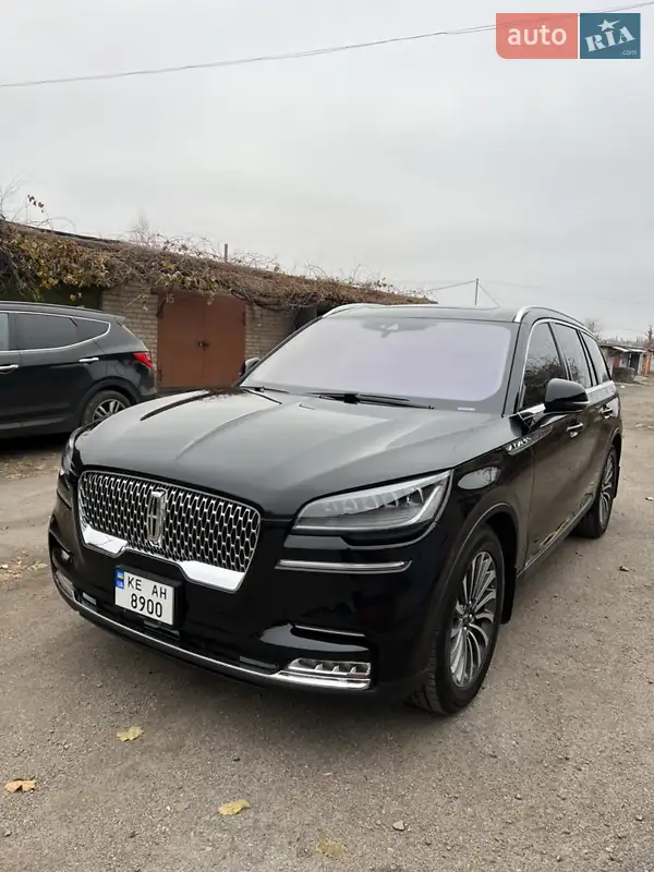 Lincoln Aviator 2019 VIN 5LM5J7WC4LGL05907 фото оголошення 2 з 69