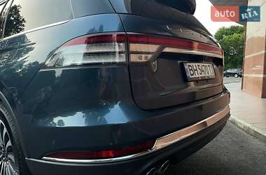 Внедорожник / Кроссовер Lincoln Aviator 2019 в 