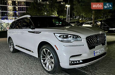 Позашляховик / Кросовер Lincoln Aviator 2020 в 