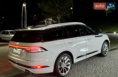 Позашляховик / Кросовер Lincoln Aviator 2020 в 