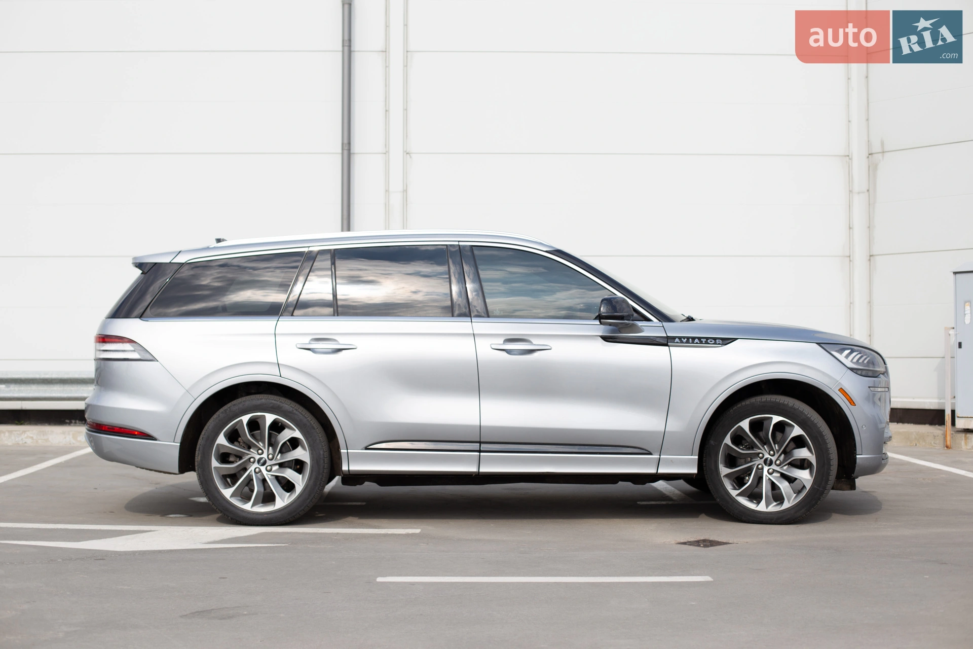 2021 Lincoln Aviator - мініатюра 11