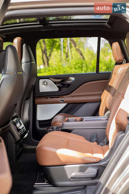 Позашляховик / Кросовер Lincoln Aviator 2020 в Києві