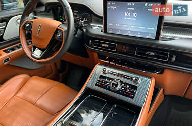 Внедорожник / Кроссовер Lincoln Aviator 2021 в 