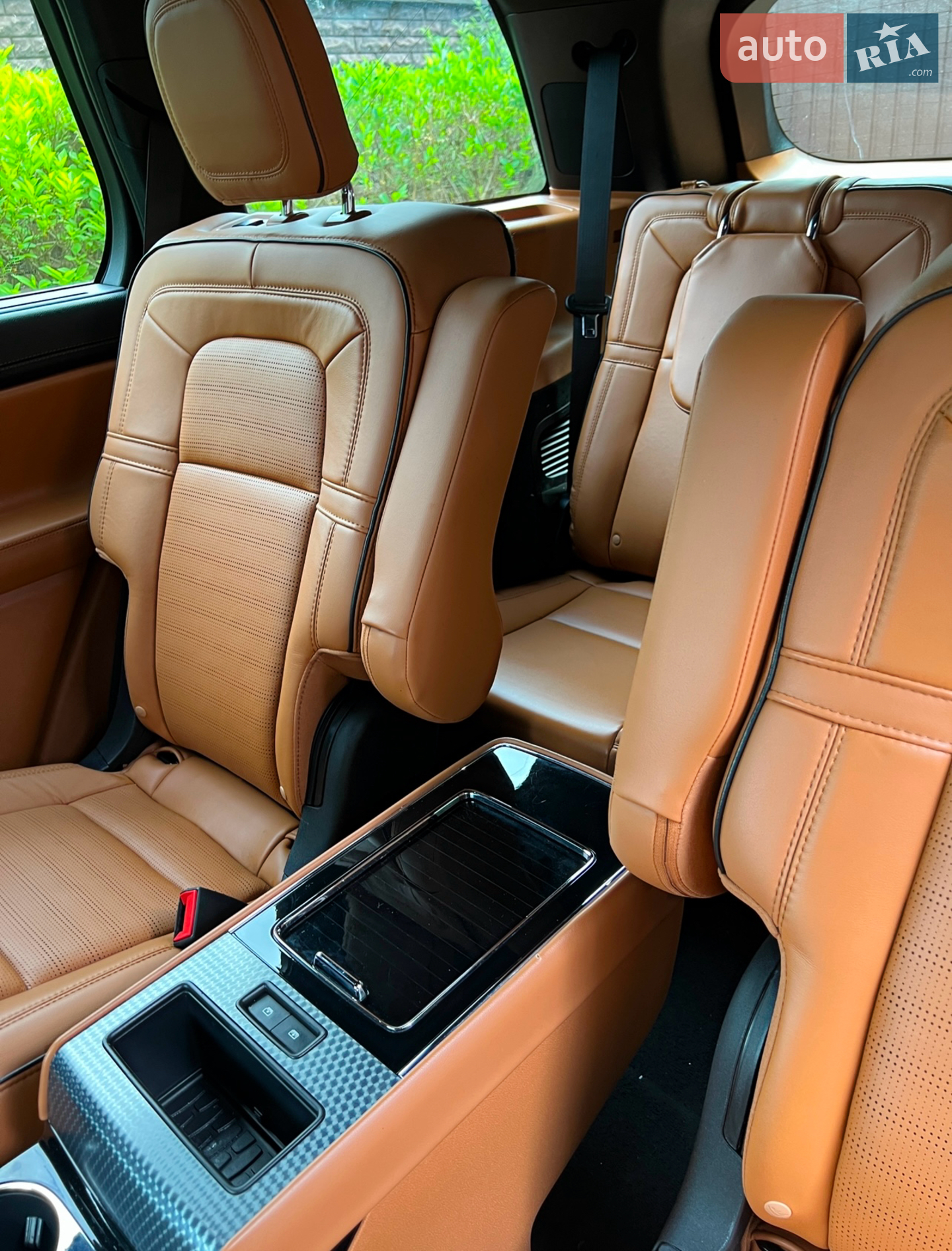2021 Lincoln Aviator - мініатюра 17