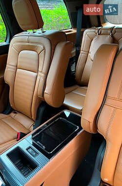 Внедорожник / Кроссовер Lincoln Aviator 2021 в 