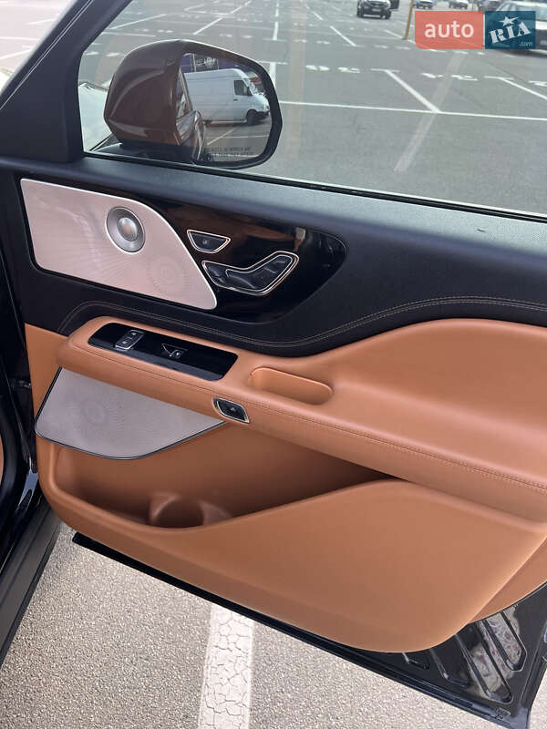 Внедорожник / Кроссовер Lincoln Aviator 2020 в Киеве