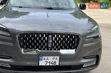 Внедорожник / Кроссовер Lincoln Aviator 2022 в 