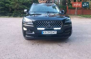 Позашляховик / Кросовер Lincoln Aviator 2023 в 