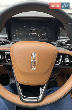 Внедорожник / Кроссовер Lincoln Aviator 2023 в 