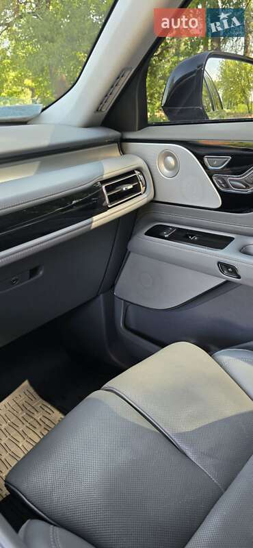 Внедорожник / Кроссовер Lincoln Aviator 2020 в Днепре