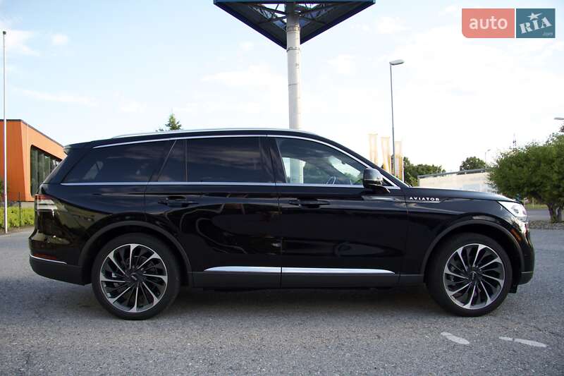 Позашляховик / Кросовер Lincoln Aviator 2022 в Ужгороді