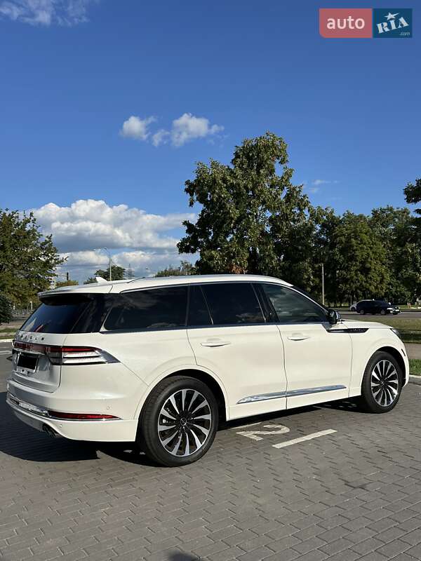 Внедорожник / Кроссовер Lincoln Aviator 2021 в Киеве