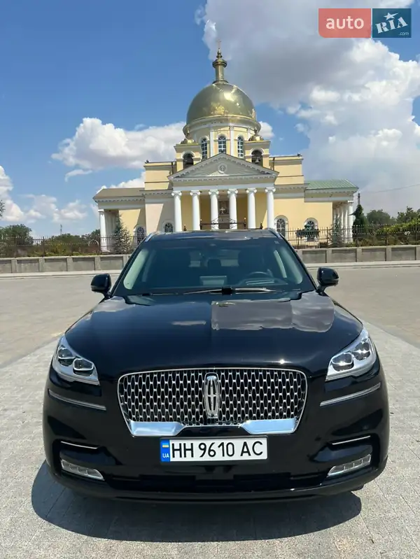 Lincoln Aviator