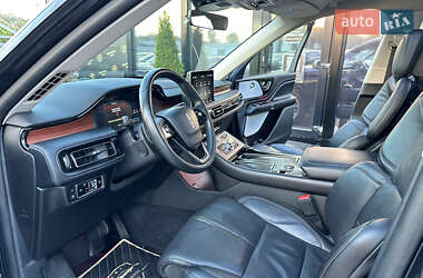 Внедорожник / Кроссовер Lincoln Aviator 2023 в 