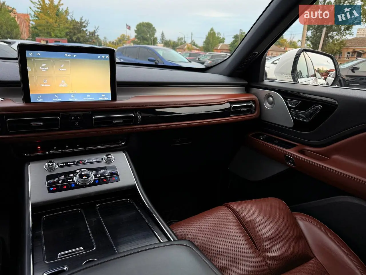 Позашляховик / Кросовер Lincoln Aviator 2021 в Харкові фото 30