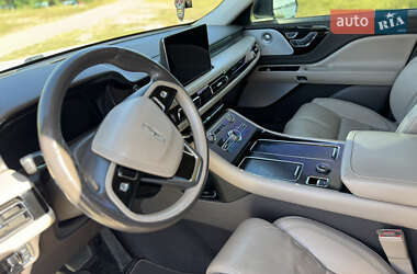 Внедорожник / Кроссовер Lincoln Aviator 2020 в 