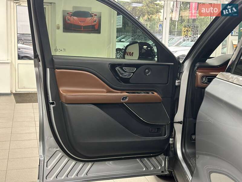 Внедорожник / Кроссовер Lincoln Aviator 2021 в Киеве