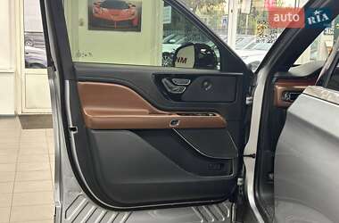 Внедорожник / Кроссовер Lincoln Aviator 2021 в 