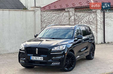 Внедорожник / Кроссовер Lincoln Aviator 2022 в 